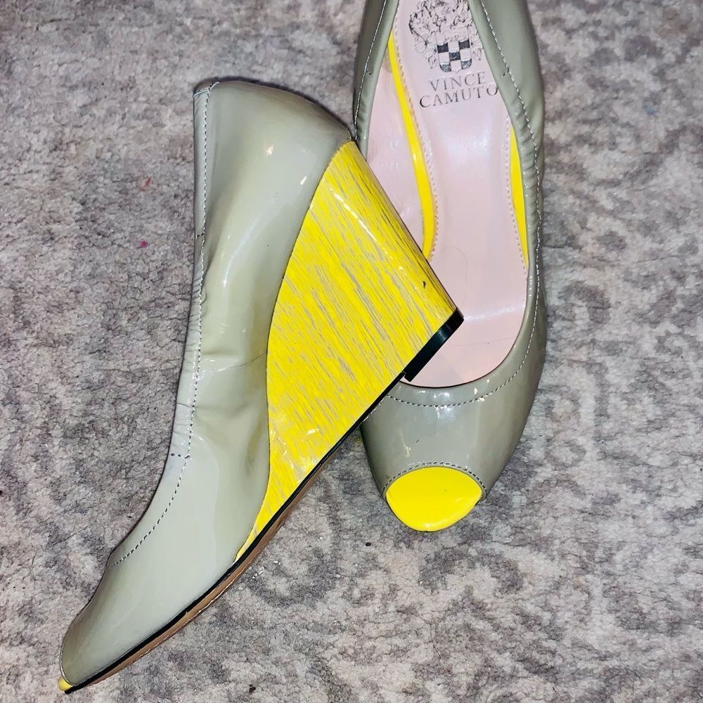Vince Camuto Grey & Yellow Peek Toe Wedges